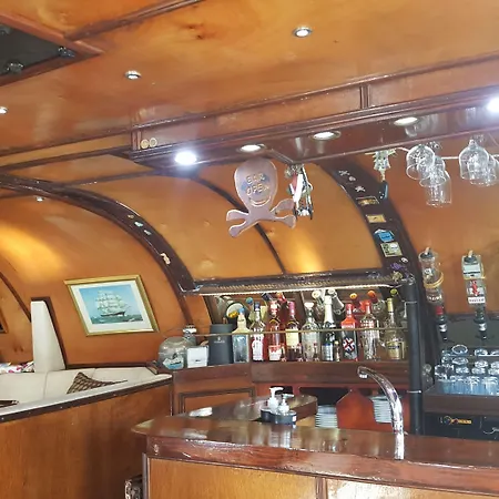 Boat Ms Cutty Jean