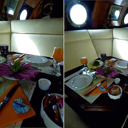 Boat Ms Cutty Jean Hotel en barco Sliema