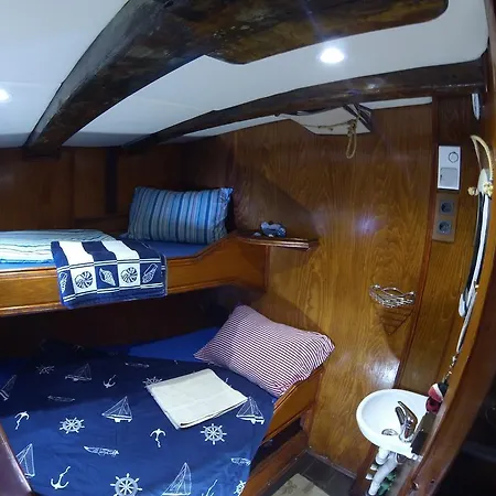Boat Ms Cutty Jean